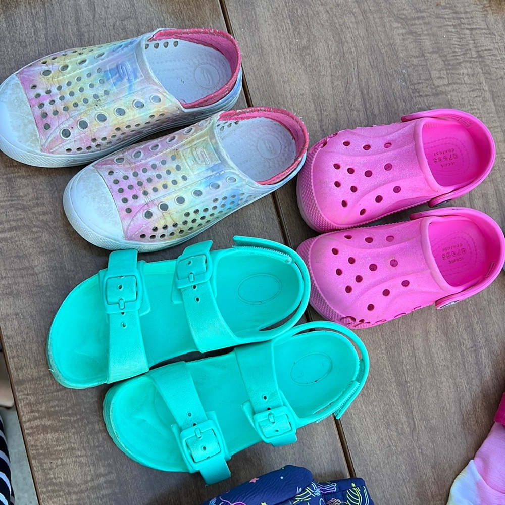 Lot girls shoes size 10 crocs sketchers and sandals size 11 shoes